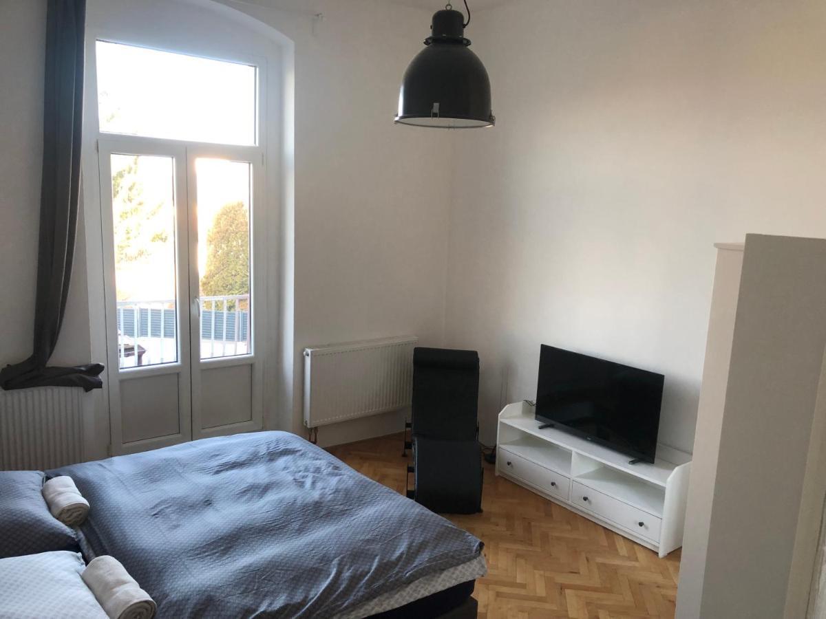 Apartman Krystof Lägenhet Františkovy Lázně Exteriör bild